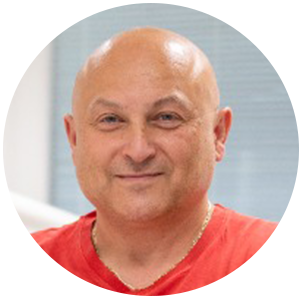 MUDr. Miroslav Mareš, MBA  – Veselý zoubek s.r.o.
